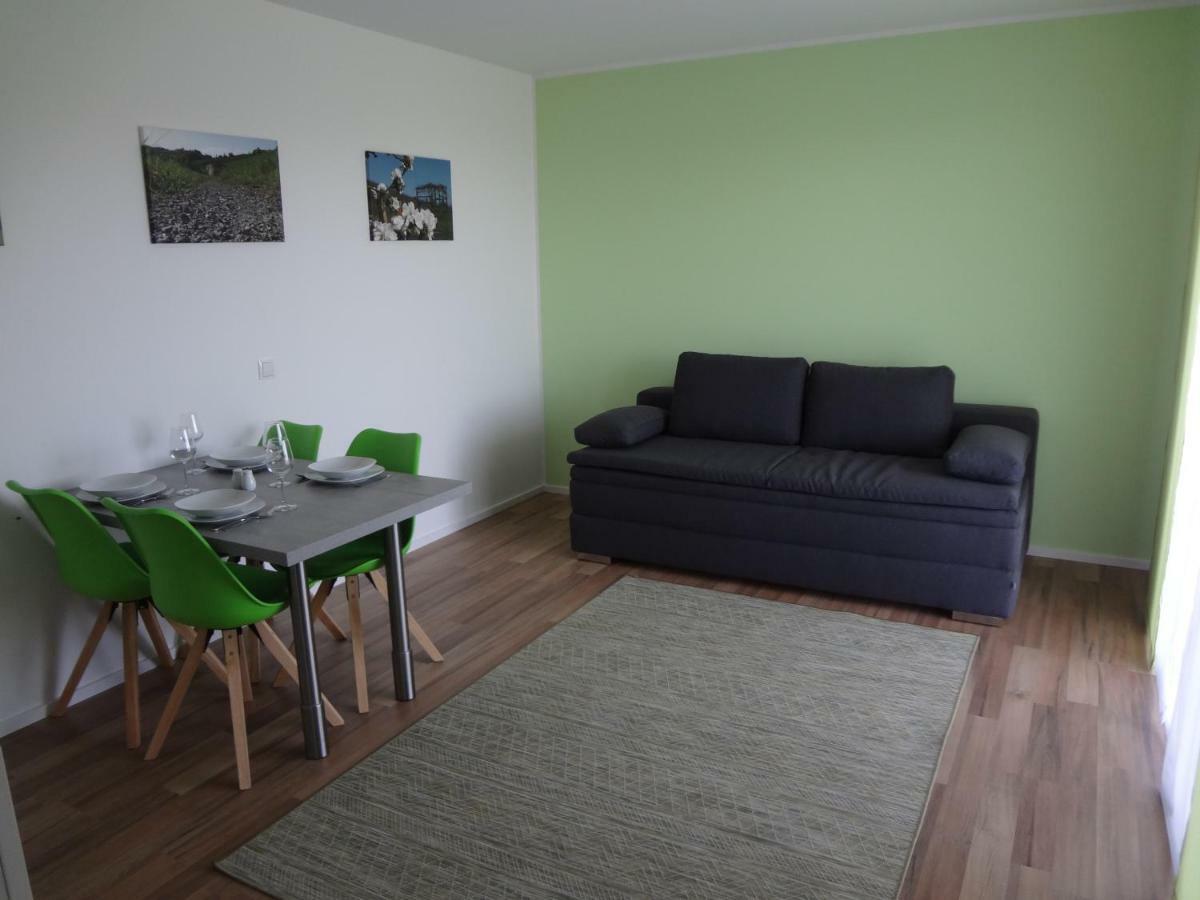 Weinstrassenapartment Fam. Dietrich ราทช์ อัน ดาร์ ไวน์ชตรัดเซอ ภายนอก รูปภาพ
