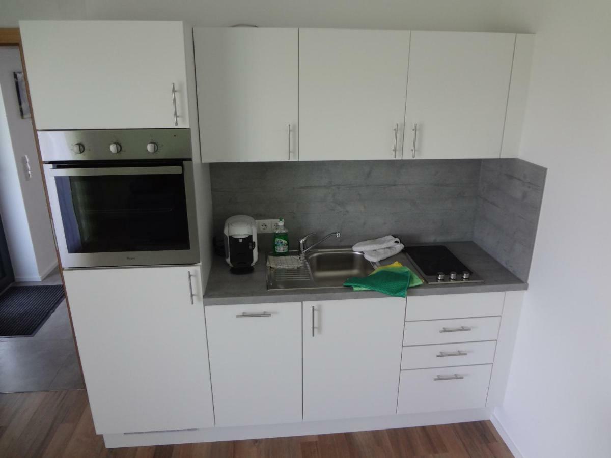 Weinstrassenapartment Fam. Dietrich ราทช์ อัน ดาร์ ไวน์ชตรัดเซอ ภายนอก รูปภาพ